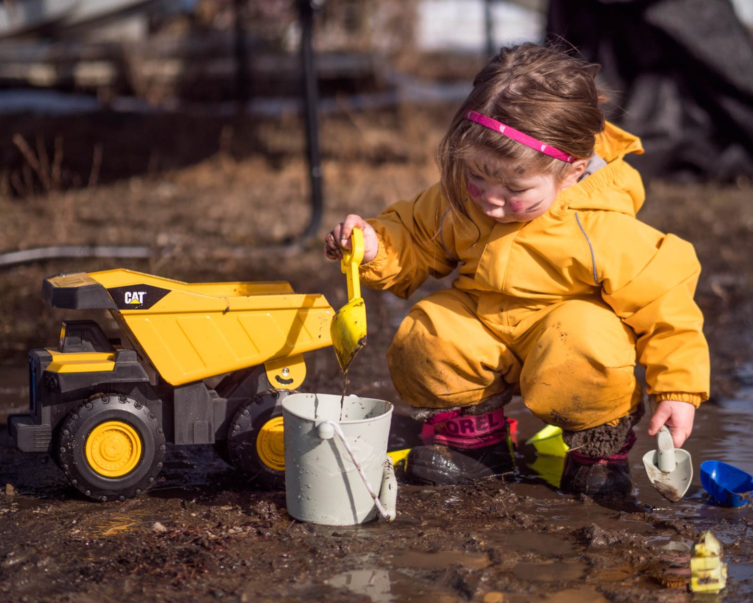 The Benefits of Mud Play, Mud Activities and Mud Picture Books for Kids